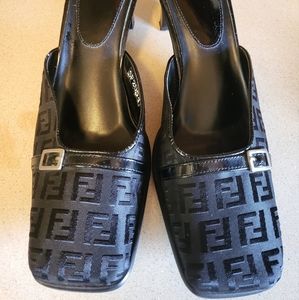 Fendi Mules❤